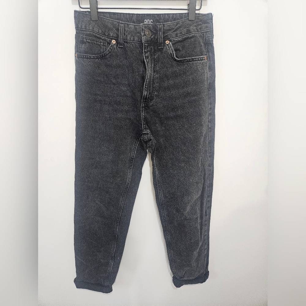 BDG Dark Gray Women's Straight Leg Mom Jeans High Rise Size 26/32